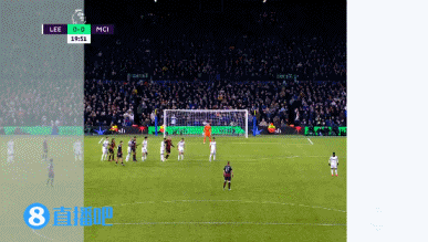 TA：埃利奥特融入维拉的进程较为缓慢，他需要更加沉着冷静