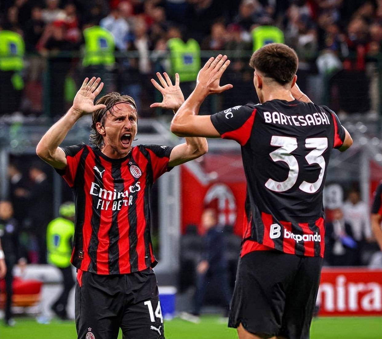 图片报：特狮和菲尔克鲁格冬窗可能转会以获得参加世界杯机会